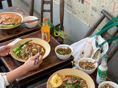 -方铲铲·成都板凳面(滨江银泰店)
