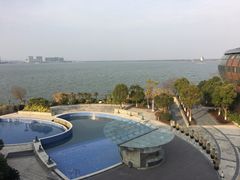 -上海滴水湖皇冠假日酒店