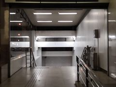 -常熟路(地铁站)