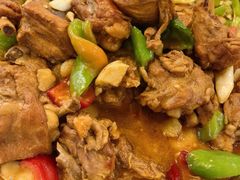 -汗腾格里·风味餐厅(新疆驻京办店)