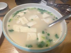 骨髓牛肉豆腐汤饭-鸭绿江民族饭店(总店)