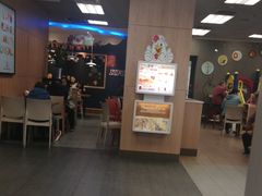 -肯德基(岱宗店)