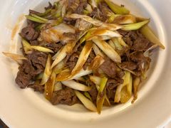 葱爆鲜鹿肉-乔家满族八大碗(流水沟店)