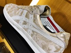 -Onitsuka Tiger(港汇恒隆广场店)