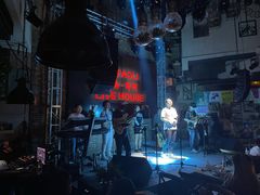 -胡桃里音乐酒馆(东区店)