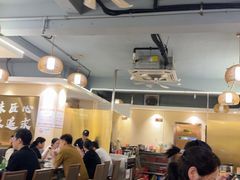 -胡须佬鸡煲四季火锅店(石厦西村直营店)