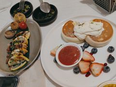 -娜娜家•Nana’s restaurant (爱琴海店)