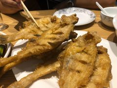 炸偏口鱼-方城小吃店