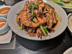 杭州老头儿油爆基尾虾-老头儿油爆虾·知味杭州(爱琴海购物中心)