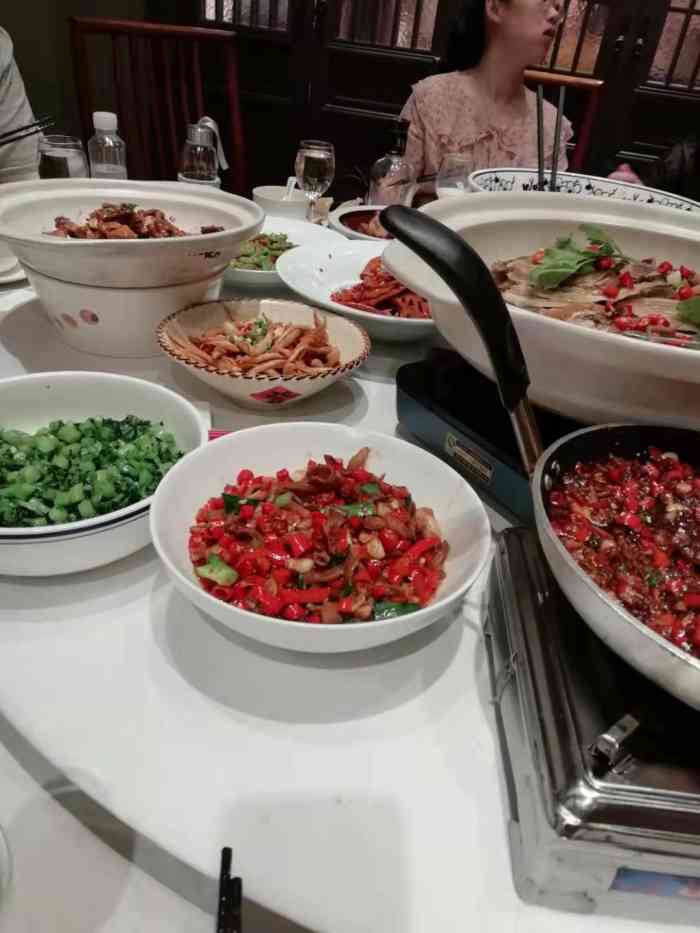 土菜王(中山桥店)-"已经第二次光顾了,据说这是当地比较正宗和.