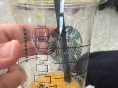 -星巴克(上海虹桥站2A检票口)