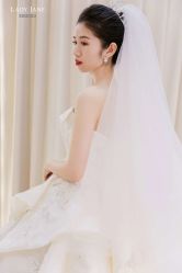 -Lady  Jane高端婚纱礼服馆
