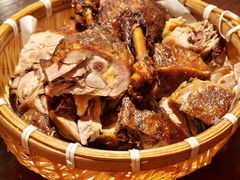 -谢老五跷脚牛肉·非遗传承店