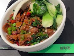 -蒙自源米线大王(东站店)