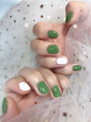 -蜜丝卡伦美甲美睫半永久