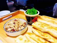 虾酱卷子-渔民船说·北塘海鲜·天津菜·海肠捞饭(北塘古镇店)