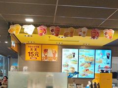 -麦当劳(轻轨曹杨路店)