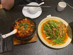 -万重锦·人文川菜馆(骡马市店)