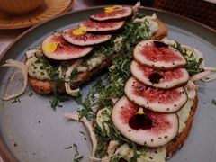 无花果手撕鸡肉tapas-Toris(LuOne凯德晶萃广场店)