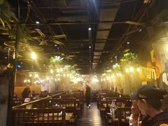 大堂-小俩口烧烤东北菜(双井店)