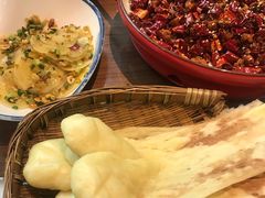 -有红鸡毛店·川菜(建设路店)