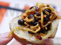 重庆小面碱水包-风车面包