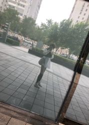 -一東造型烫发染发