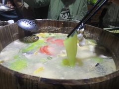 -秋语木桶鱼.酸菜鱼(开发区火车站店)
