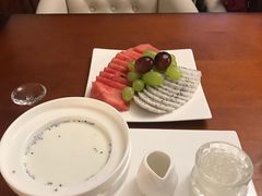 -燕庭·纯燕窝·甜品下午茶(南京西路店)