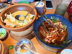 -耶里夏丽·丝路国际·新疆餐厅(浦东区东方路店)