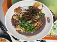 -海口骑楼小吃街