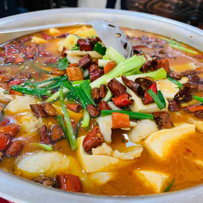 陈记鱼馆-"东江鱼值得一试,2个人吃1条鱼够了!很新."-大众点评移动版