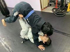 -金翼跆拳道巴西柔术拳击格斗学院