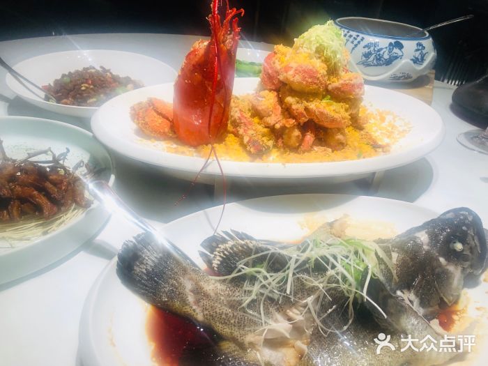 鱼乐轩·俄罗斯海鲜直供餐厅(群力店)清蒸石斑鱼图片