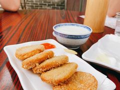 炸墨鱼饼-周大娘牛乳(旧寨古村总店)