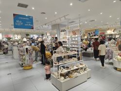 -巴拉巴拉(首创奥特莱斯店)