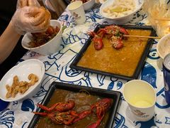 -松哥油焖大虾.小龙虾.黑鸭煲(海岸城店)