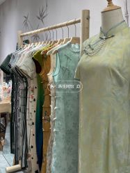 -一揽芳华汉服旗袍体验馆(拙政园店)