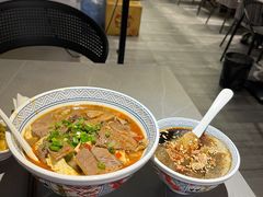-粉吖吖·邵阳米粉(体育西路店)