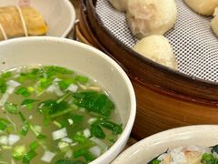 -佬钱湾仔(衣裳街店)