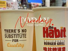-The Habit Burger Grill 哈比特汉堡(爱琴海店)
