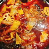 今天带小朋友们在万达二楼玩完游戏，已经是晚上8点多了