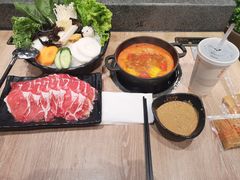 -呷哺呷哺(新世界百货望京店)