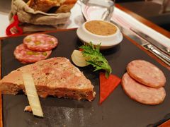-Lugdunum Bouchon Lyonnais