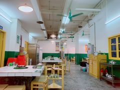大堂-石灰市老火锅(北滨路店)