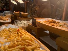 -四海一家自助餐(益田假日广场店)