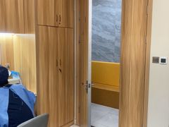 -上海仁爱医院口腔科 · 种植