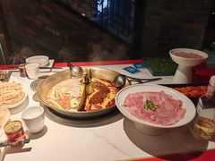 -小龙翻大江文化火锅(宽窄店)