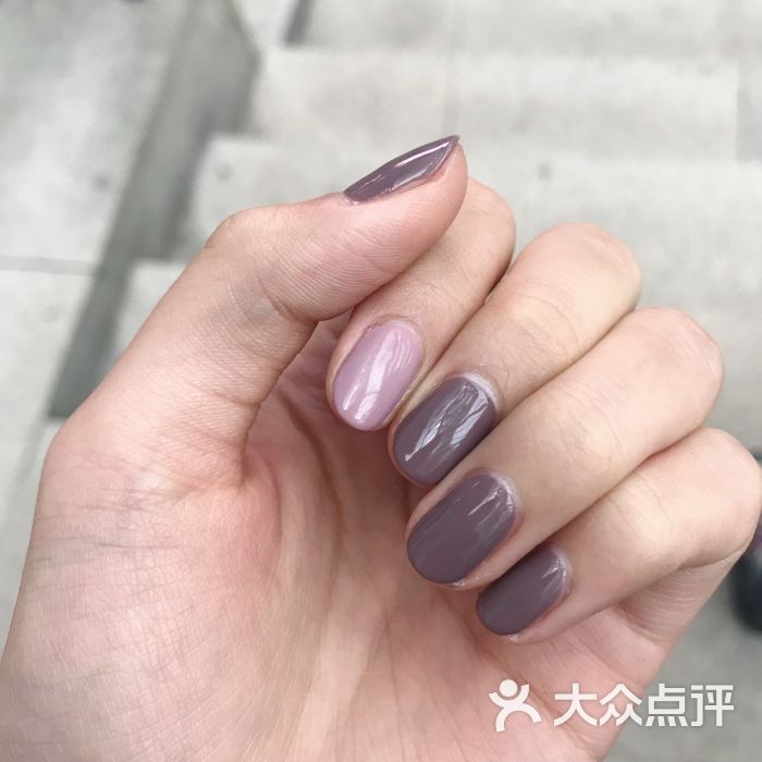 进巍美甲图片 - 第1张