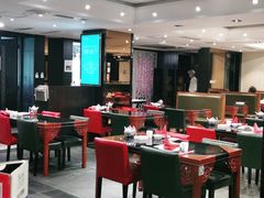 大堂-皇城根·鲁菜济南菜·吊炉烤鸭·炒鸡鱼头(济南旗舰店)